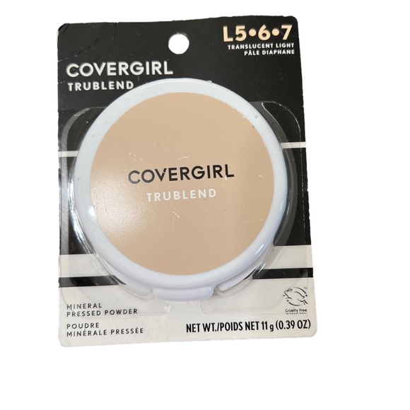COVERGIRL Other - Covergirl trueblend pressed blendable powder